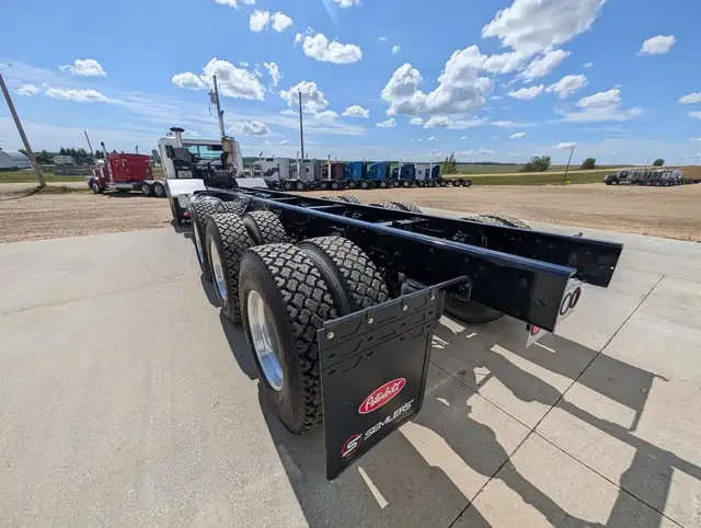 2007 PETERBILT 320 in Heavy Trucks in Winnipeg - Image 9