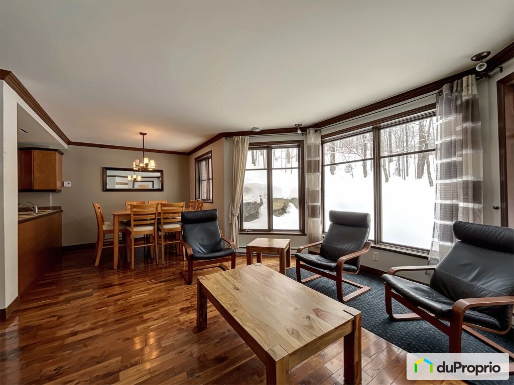$698,000 - Condominium for sale in Stoneham — photo 2