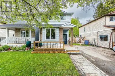 Act now on this beautiful Jewel located in the beautiful town of Shelburne. A fully detached propert...