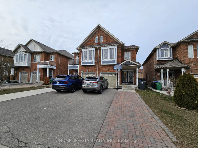 Modern 3+1BR Semi-Detached! Square One Crossing! Call Today! in Condos for Sale in Mississauga / Peel Region