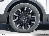... Engine: V6 Cylinder Engine 3.8L L/100Km City: 13.1 L/100Km Hwy: 10.0 Safety Equipment ABS And Dr... (image 3)