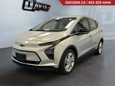 The 2023 Chevrolet Bolt EV 1LT blends efficient electric performance, modern technology, and everyda...