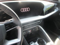 Discover premium utility and refined everyday driving in this used 2025 Audi Q5 Progressiv, now avai... (image 4)