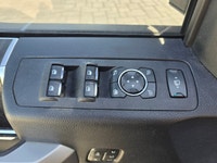 2020 Ford F-250 Super Duty Lariat 4WD Crew Cab equipped with the 6.7L Power Stroke Diesel and 201,00... (image 9)