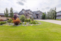 Luxurious walkout bungalow on The Northern Bear Golf Course
