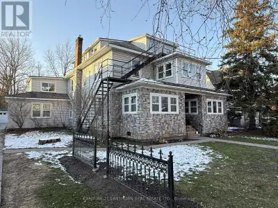Newly touched up, second floor apartment in a charming King Street multiplex. Painted, natural wood...