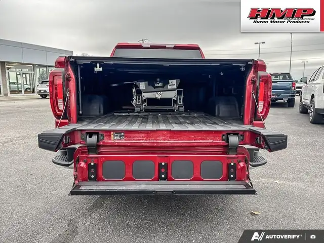 2023 GMC Sierra 1500 SLT in Cars & Trucks in Grand Bend - Image 12