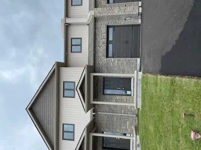11 Beasley Crescent - 3 Bedroom Home for Rent in Long Term Rentals in Belleville - Image 2