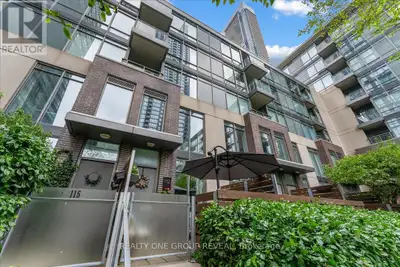 Rare Ground-Floor Townhouse-Style Loft At 15 Brunel Court! This Unique 1 Bedroom + Study Loft Featur...