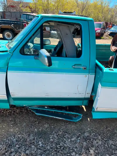 P636 1987-1996 Ford F150 and F250 Used Parts. 1. Box - In a good shape. Back wheel repaired recently...
