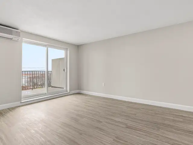 Derby Lane Apartments - 2 Bedroom, 1 Bath Apartment for Rent - S in Long Term Rentals in Sarnia - Image 7