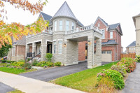 OUTSTANDING ARCHITECTURAL CRAFTSMANSHIP! Luxury Home In Nobleton