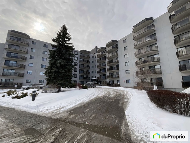 $444,900 - Condominium in Mercier / Hochelaga / Maisonneuve — photo 2