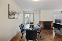 Large 4 Bedroom Townhouse (1 MONTH FREE PROMO) To schedule a viewing, please call or text our Leasin... (image 4)