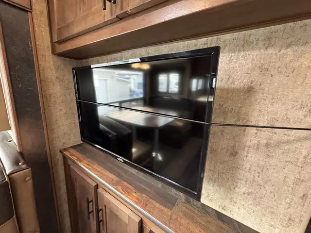 2019 ,Outdoors RV,Timber Ridge 24RKS in Travel Trailers & Campers in Kamloops - Image 9