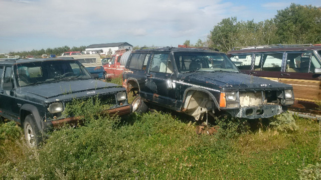 Over The Hill Jeeps: Body in Auto Body Parts in Red Deer - Image 3