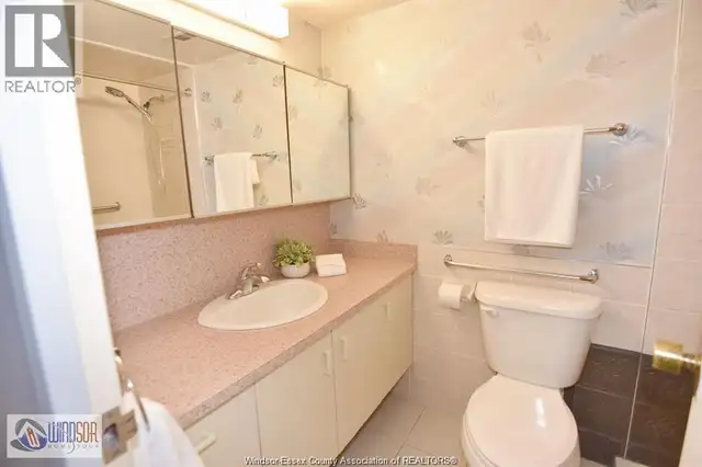 2144 PELISSIER Unit# 601 Windsor, Ontario in Long Term Rentals in Windsor Region - Image 29