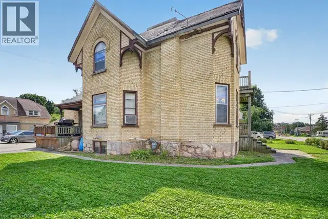 569 FREDERICK Street Kitchener, Ontario in Houses for Sale in Kitchener / Waterloo - Image 3