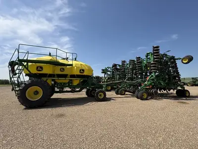 Welcome to Horizon Ag & Turf Location: Horizon Ag & Turf Lloydminster 2009 John Deere 1835 50' Air D...