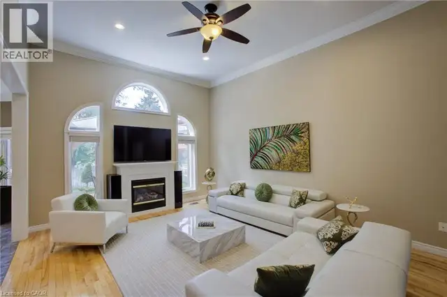 457 CARYNDALE Drive Kitchener, Ontario in Houses for Sale in Kitchener / Waterloo - Image 14