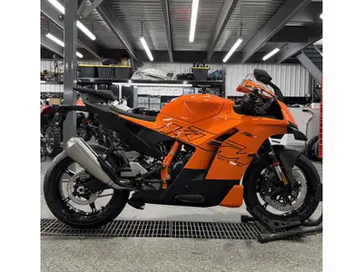 2026 KTM 990 RC R KTM 990 RC R 2026 Les photos peuvent être à titre indicatif et sans inscription. L...