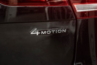 ... Engine: Moteur à 4 cylindres 2.0l L/100Km City: 10.6 L/100Km Hwy: 8.0 Safety Equipment Contrôle... (image 8)