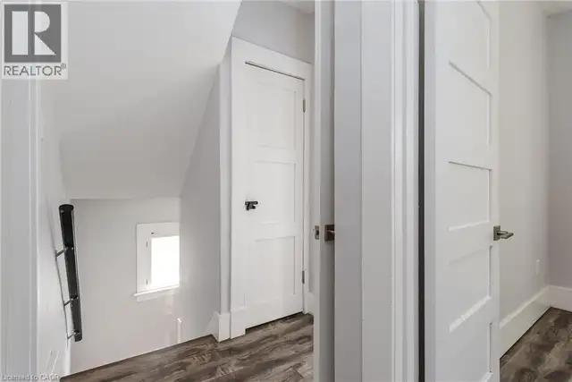 40 WOODLAND Avenue Kitchener, Ontario in Houses for Sale in Kitchener / Waterloo - Image 34
