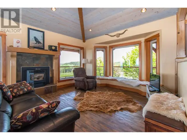 6536 BOUNDARY ROAD Telkwa, British Columbia in Houses for Sale in Smithers - Image 8