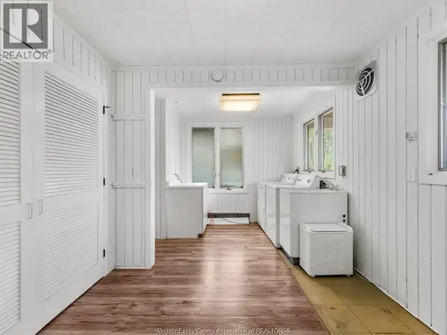 13050 RIVERSIDE DRIVE East Tecumseh, Ontario in Houses for Sale in Windsor Region - Image 22