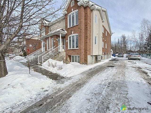 $410,000 - Condominium for sale in Longueuil (Vieux-Longueuil) — photo 3