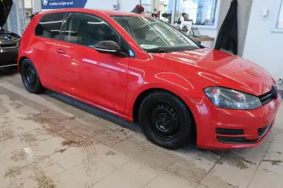 Golf Trendline 1.8L, CARFAX DISPONIBLE, Banc Chauffant, Régulateur de vitesse Financement disponible...