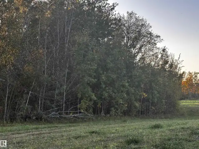 Range Road 225 @ township 612 Rural Thorhild County, Alberta in Land for Sale in Edmonton - Image 32