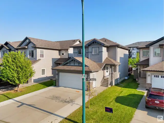 3363 16B AV NW Edmonton, Alberta62865715396995122