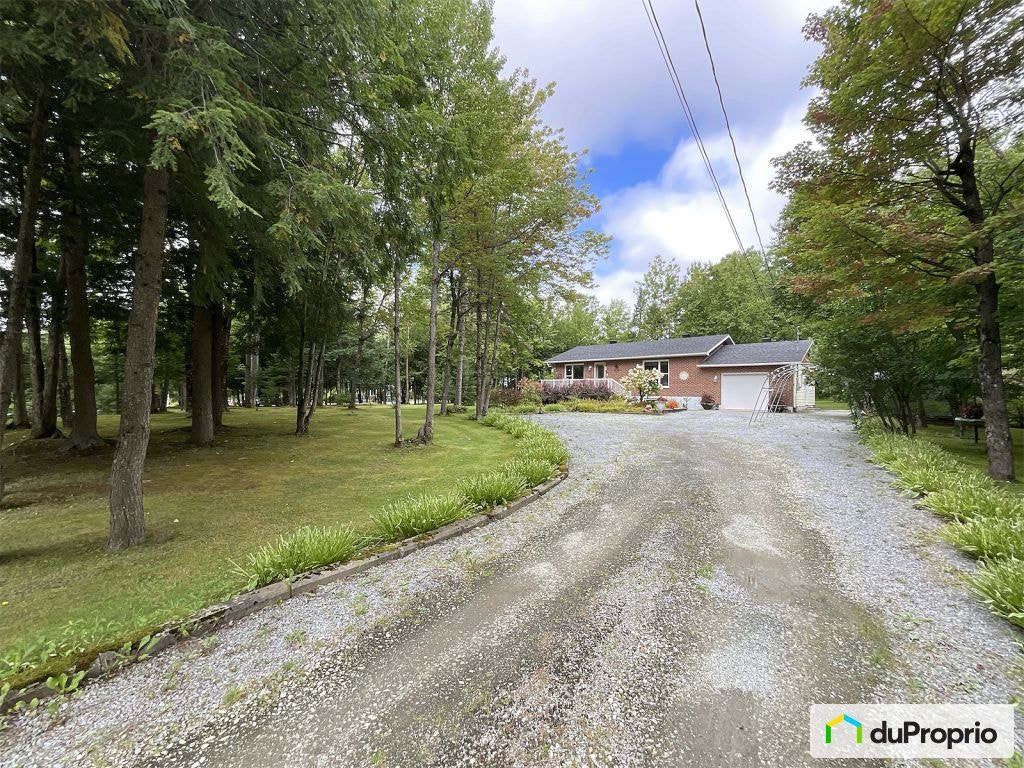 $550,000 - Bungalow for sale in Sherbrooke (Fleurimont) — photo 2