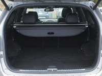 The 2016 Kia Sorento 2.0L Turbo SX AWD is a sophisticated SUV that captivates with its stylish gray... (image 3)