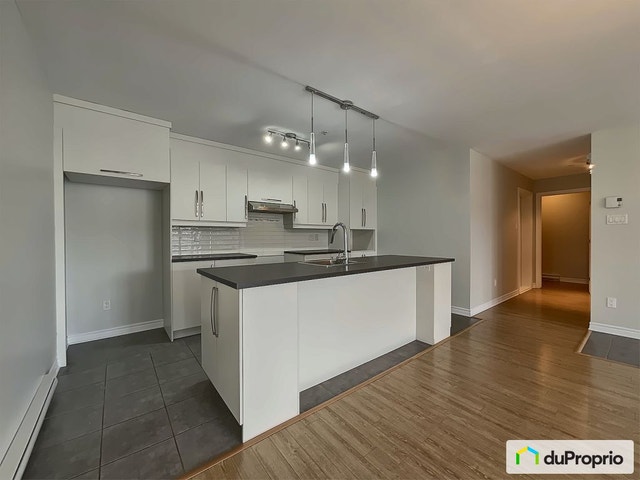 $489,900 - Condominium for sale in Longueuil (St-Hubert) — photo 2