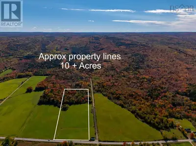 Offering a country-building lot in the highly sought after West Paradise area of Annapolis County! P...