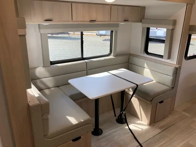 2025 Winnebago MINNIE in Travel Trailers & Campers in Terrace - Image 7