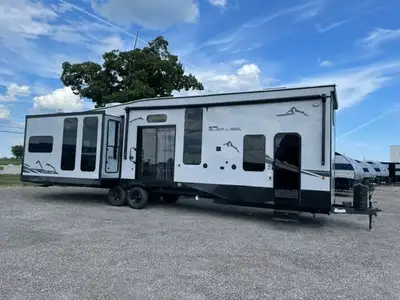 WE BEAT ALL DEALERS GUARANTEED ON ALL 2025'S! SHOP THE REST AND CHECK OUT THE BEST!!! SHIPPING ACROS...