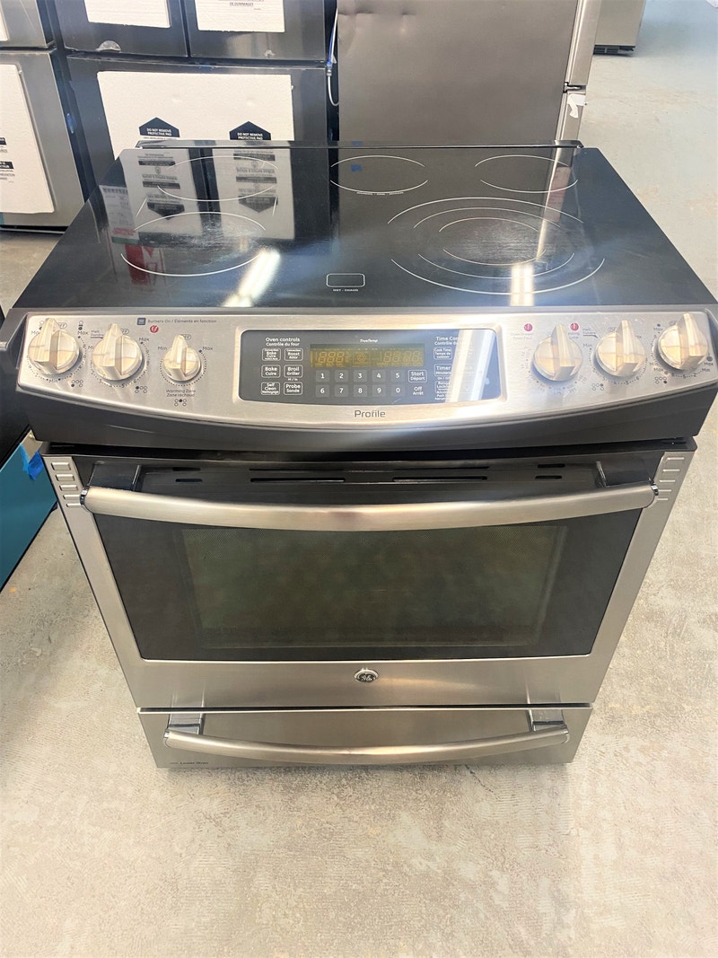 806 Poêle Cuisinière encastrable Stainless GE SlideIn Stove O