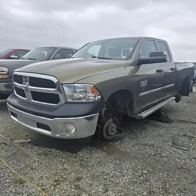 Économisez gros sur vos réparations automobiles avec Kenny U-Pull ! Venez retirer vous-même vos pièc...