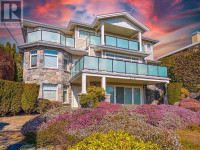 2141 OTTAWA AVENUE West Vancouver, British Columbia