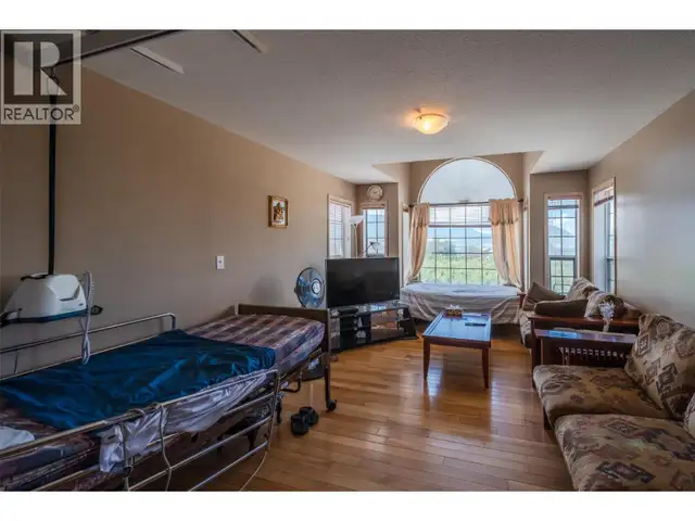 2885 Valleyview Road Penticton, British Columbia in Land for Sale in Penticton - Image 27
