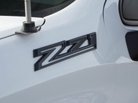 2024 Chevrolet Silverado 1500 RST 3.0 L Duramax Turbo-Diesel Efficient, capable, and confidently sty... (image 8)