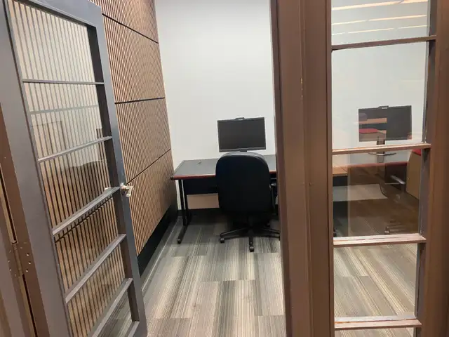 FURNISHED PROFESSIONAL OFFICES FOR RENT- MISSISSAUGA - DIXIE/401 in Commercial & Office Space for Rent in Mississauga / Peel Region - Image 18