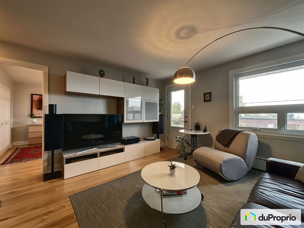 $429,000 - Condominium for sale in St-Jean-Baptiste — photo 1
