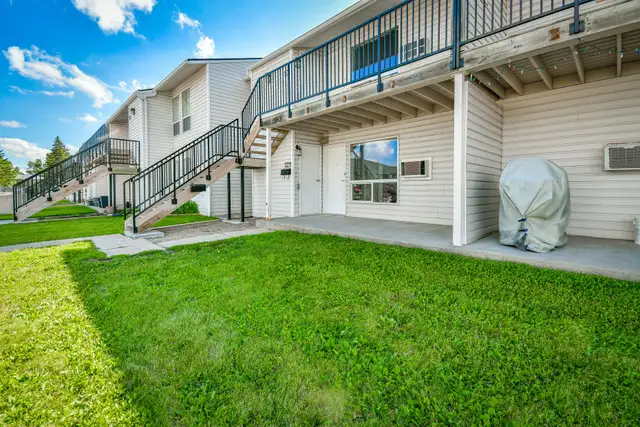 Centennial South - 2 Bedroom Premium Apartment for Rent in Long Term Rentals in Regina - Image 20
