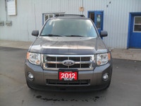 $6995 PLUS TAX.((LOCAL TRADE IN)).CERTIFIED.SUNROOF.ROOF RACK.FOG LIGHTS.FRONT WHEEL DRIVE. THIS IS... (image 2)