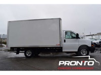 Boite Transit 14 pieds ** Rampe de chargement ** Cruise ** AC ** Camera de recul ** 42,000km Certifi... (image 9)
