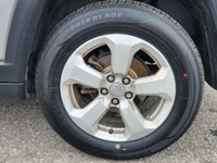 EXCELLENT CONDITION JEEP COMPASS 4WD/AWD LEATHER, WINER AND SUMMER TIRES, DRIVE ON ALL TERRAIN WITH... (image 6)